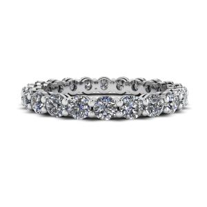 Classico anello Eternity con diamanti da 3 mm