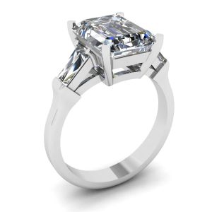 Anello di fidanzamento con tre pietre di smeraldo e diamante baguette - Foto 3