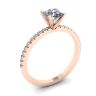 Classico anello con diamanti rotondi con sottile pavé laterale in oro rosa, Immagine 4