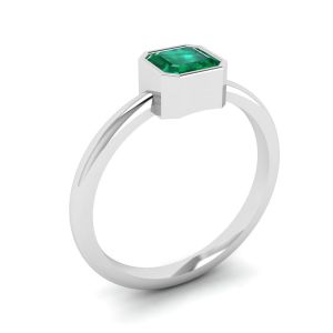 Elegante anello quadrato con smeraldi in oro bianco 18 carati - Foto 3