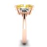 Diamante Giallo Ovale con Diamanti Bianchi a Mezzaluna Laterale in Oro Rosa, Immagine 3
