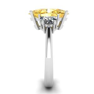 Anello Ovale in Oro Bianco con Diamanti Gialli e Diamanti Bianchi a Mezza Luna Laterale - Foto 2