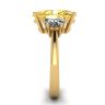 Anello Ovale in Oro Giallo con Diamanti Gialli e Diamanti Bianchi a Mezzaluna Laterale in Oro Giallo, Immagine 3