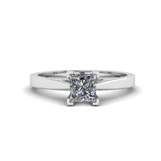 Anello con diamanti a taglio principessa in stile futuristico, Ingrandisci immagine 1