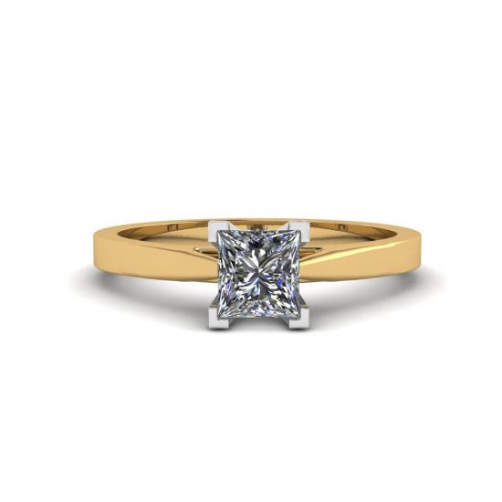 Anello in stile futuristico con diamanti a taglio princess in oro giallo, Ingrandisci immagine 1