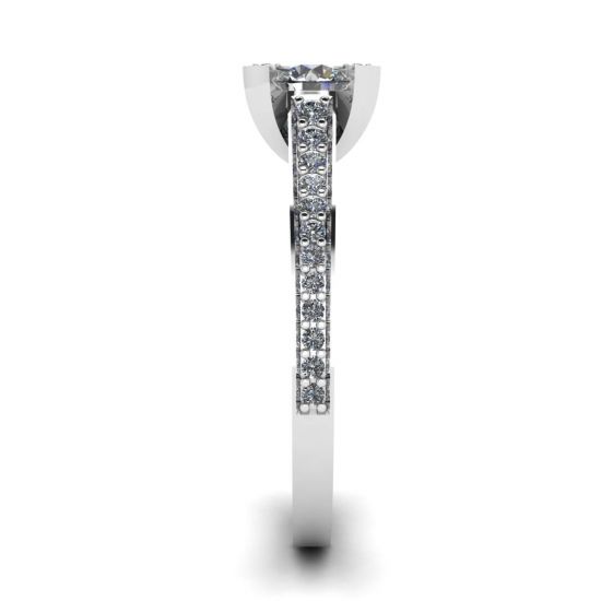 Anello di design con diamante tondo e pavé,  Ingrandisci immagine 3