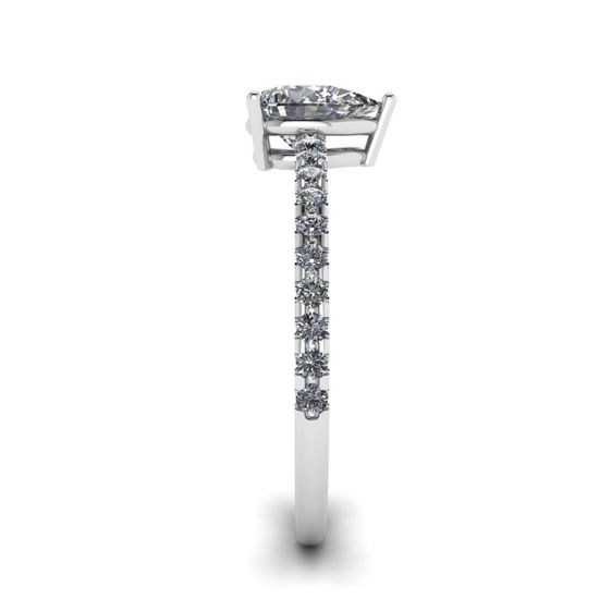 Anello Pera Diamante con Pavé Laterale in Oro Bianco,  Ingrandisci immagine 3