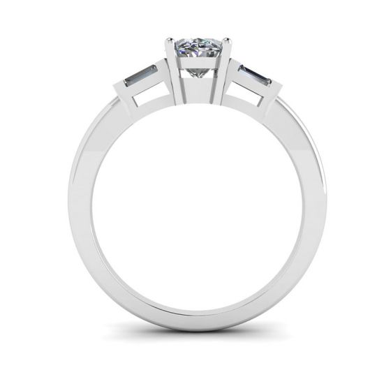 Anello in oro bianco con baguette laterali di diamanti ovali,  Ingrandisci immagine 2