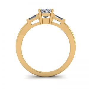 Anello in oro giallo con baguette laterali diamantate ovali - Foto 1