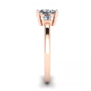 Anello in oro rosa baguette laterali con diamanti ovali - Foto 2