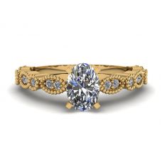 Anello in stile romantico con diamante ovale in oro giallo