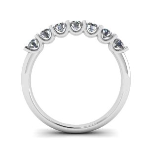Classico anello con sette diamanti rotondi in oro bianco - Foto 1