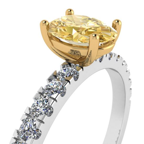 Diamante giallo ovale con anello a pavé laterale, More Image 0