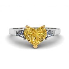 Diamante giallo a cuore da 1 carato con anello a baguette bianche