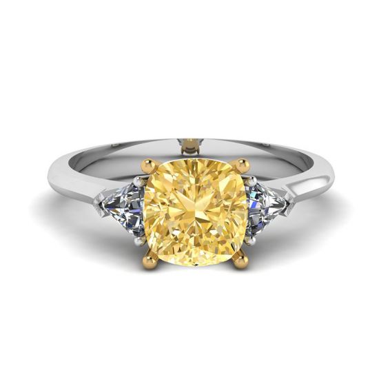 Diamante giallo Cushion da 1 carato con anello trilioni laterali, Ingrandisci immagine 1
